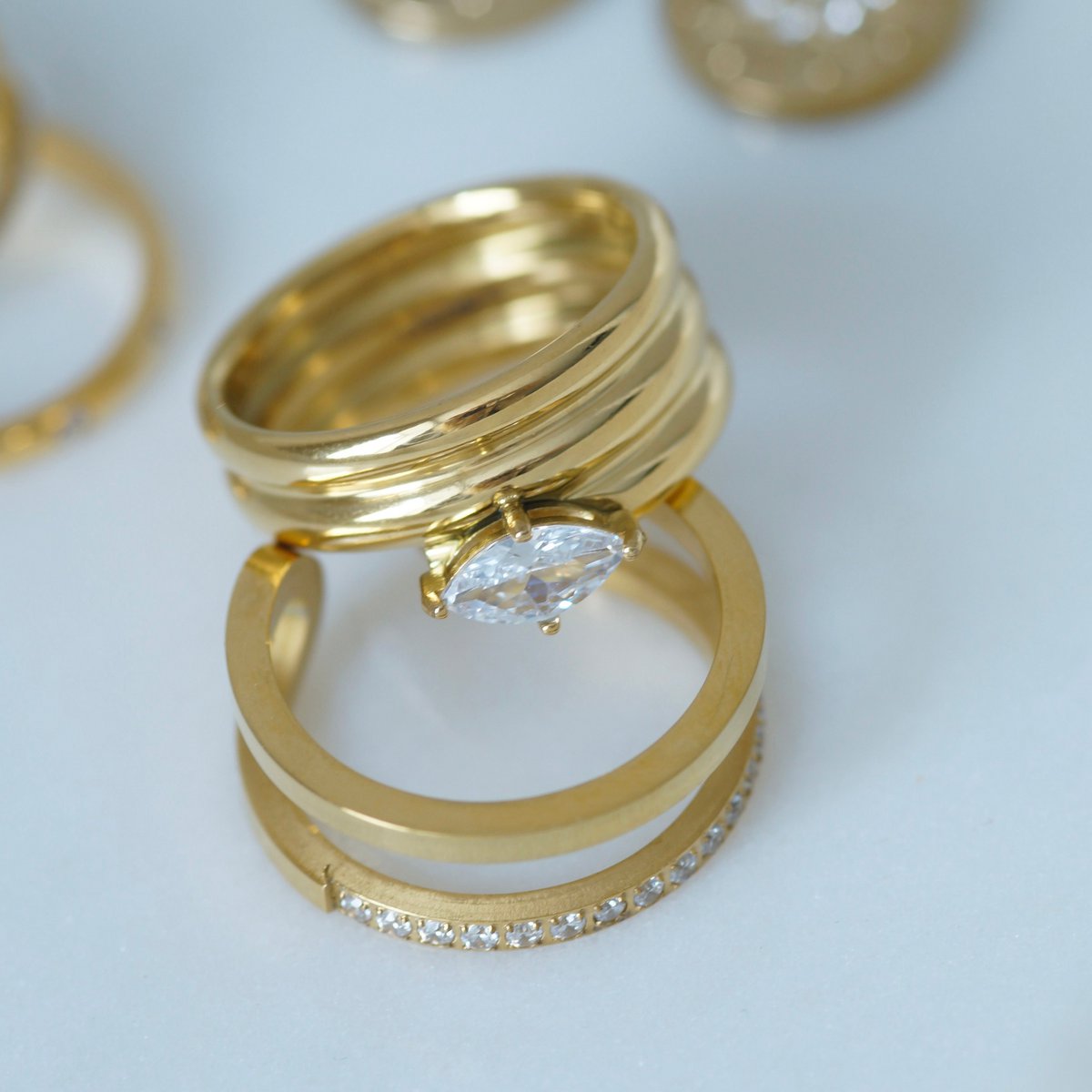 STELLA-ring