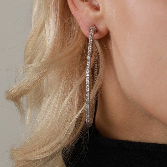 Oversized sprankelende hoepeloorbellen - 360 graden glamour
